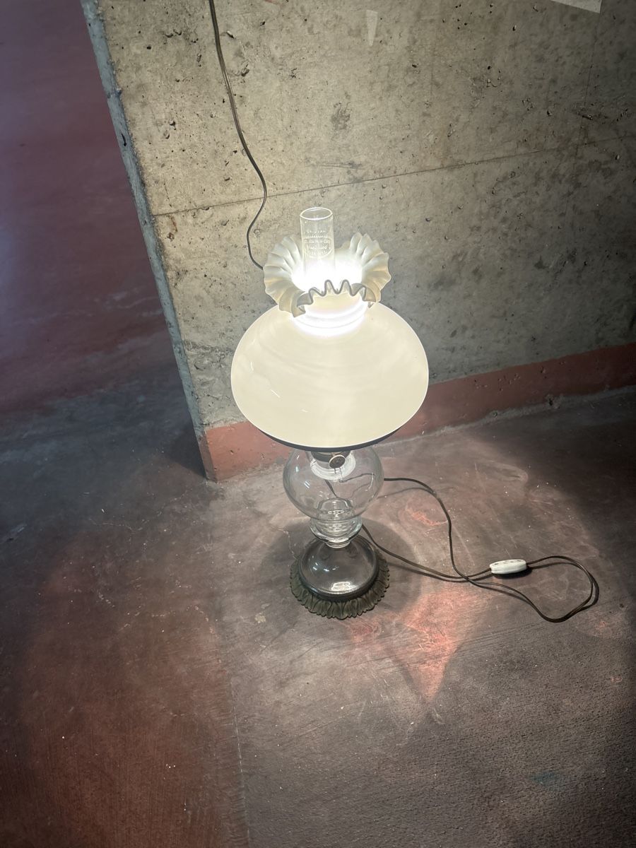 Lampade: alte Öellampe elektrifiziert – Usato da Kriens venduto da Wundertuete17 3