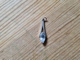 Vintage Avon USA Anhänger mit blauem Schmuckstein