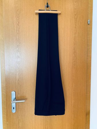 Neuwertige Damen Business Hose, Hallhuber, Schwarz, Gr. 38