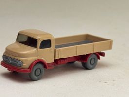 AU- Wiking  Mercedes 1413 Pritsche beige/rot