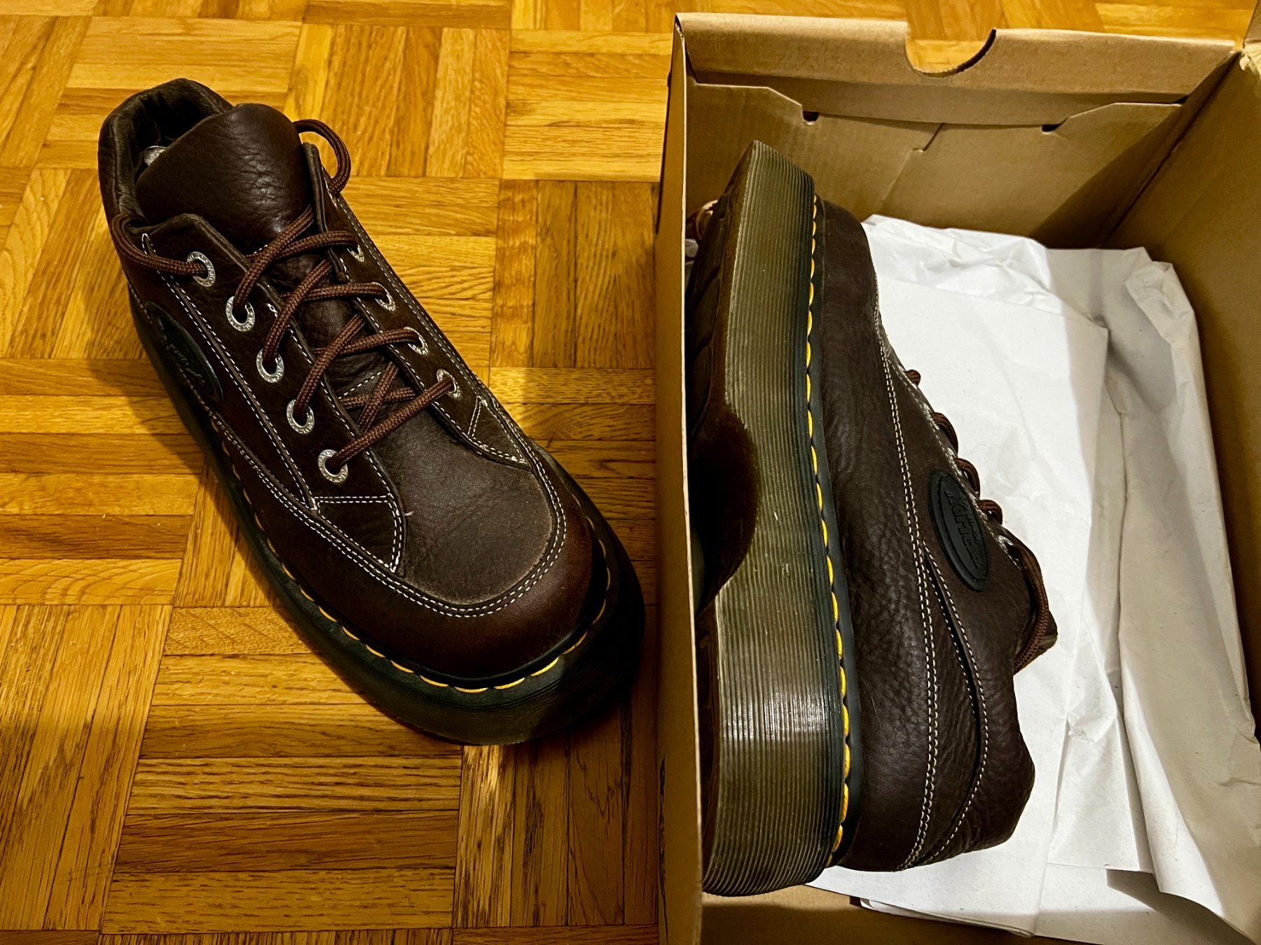 Dr. Martens Scarpe da donna: Dr. Martens BUZZ Dark Brown 39 – Usato da Monthey venduto da Black-Cockatoo 4