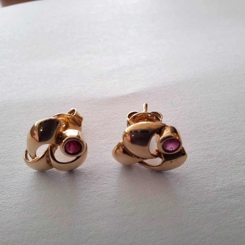 Orecchini pendenti & Orecchini a lobo: Ohrstecker gold, vintage – Usato da Weggis venduto da daisyflower