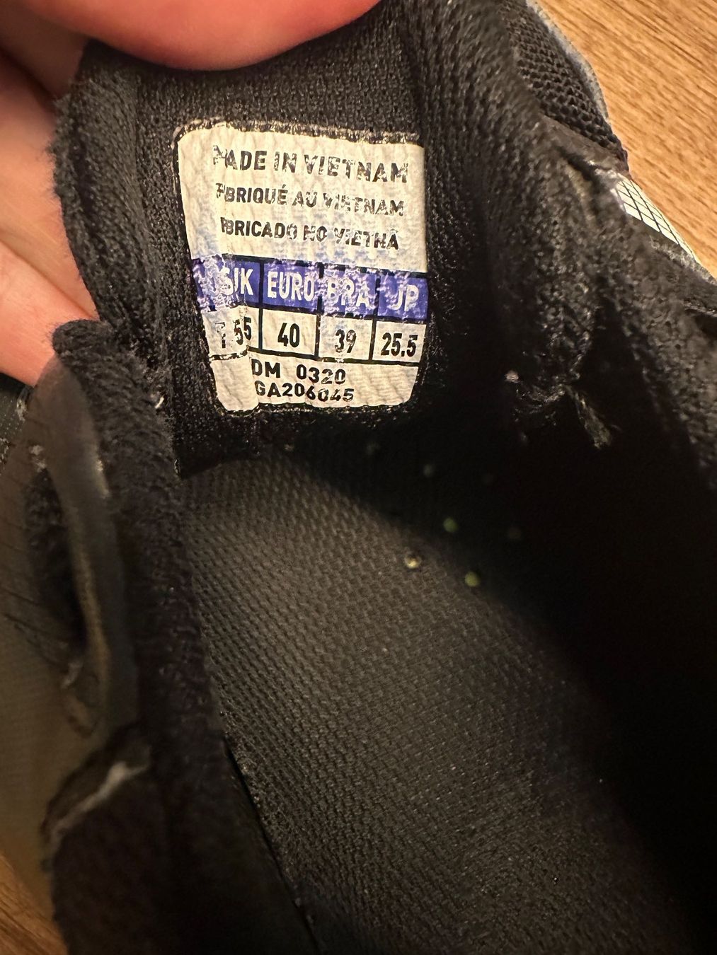 Mizuno Scarpe da uomo: Hallenschuhe Mizuno 40 – Usato da Winterthur venduto da manelio113 3
