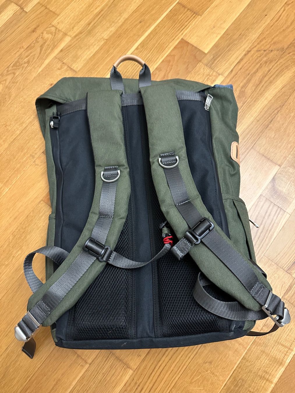 Rucksäcke: Doughnut Rucksack Farbe Oliv – Neu (gemäss Beschreibung) aus Fislisbach von David1 2