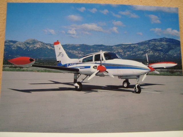 Cartoline postali: Cessna 310R II F-GFIF – Nuovo e nell'imballaggio originale da Thun venduto da Abigboss