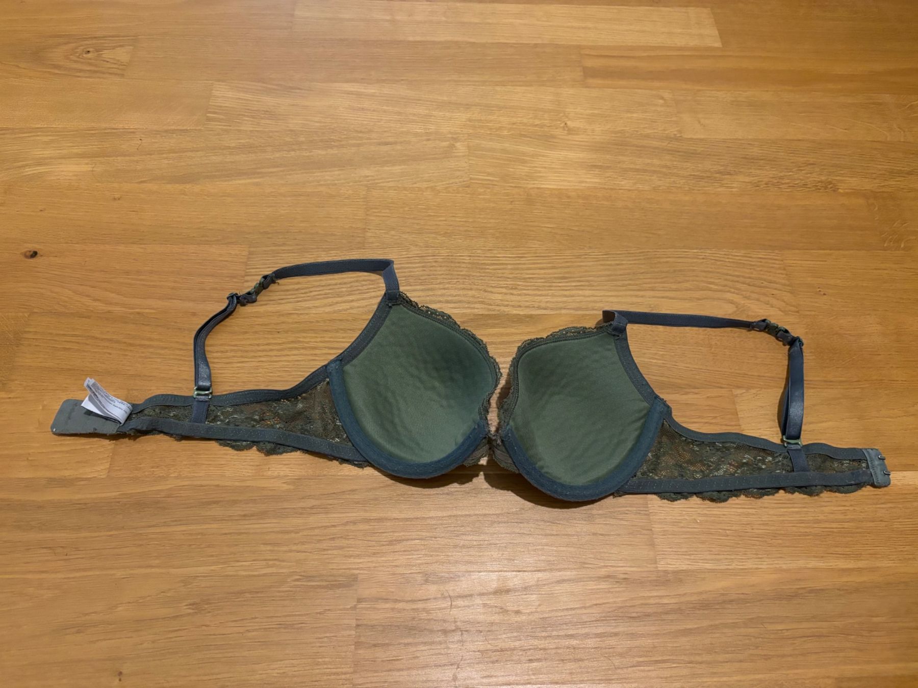 Esprit Altra biancheria intima: BH / Bra - edc by Esprit - Gr. 75A – Usato da Stadel venduto da Chanel_5 3