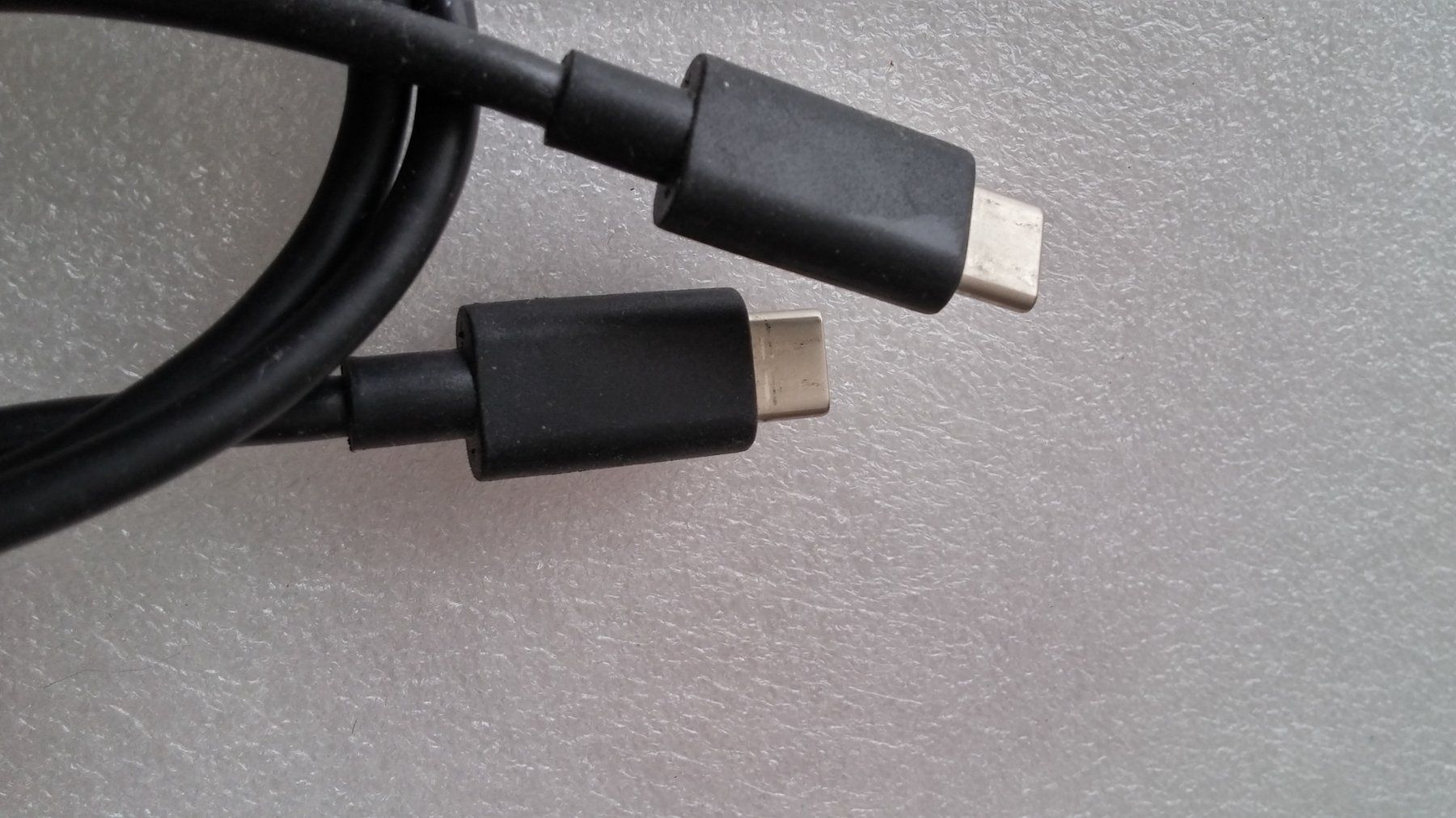 Cavi: USB C USB C Ladekabel 1.2m – Usato da Zürich venduto da sendbad