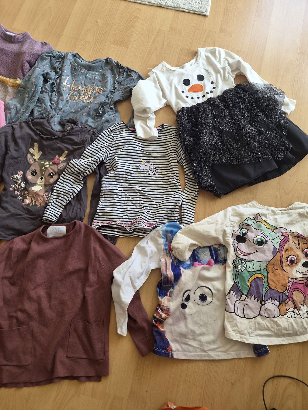 Lotti & Set di vestiti: Kleiderpaket Grösse 122/128 – Usato da Ebikon venduto da nu___ria 2