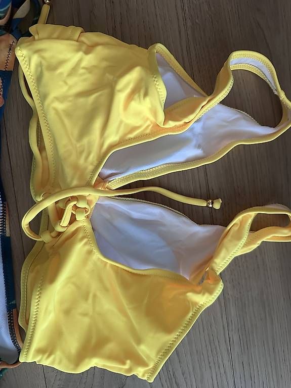 Costumi da bagno & Bikini: Neuer Bikini Gr.L, 2 verschiedene Bikinis – Usato da Winkel venduto da Crolady01 2