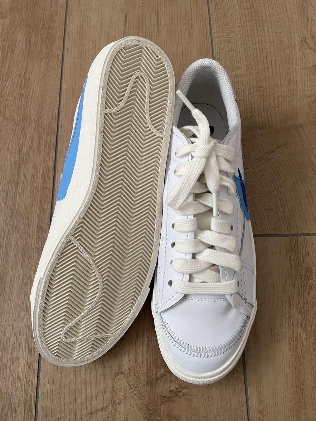 Nike Scarpe da uomo: Nike Blazer Low 77 Jumbo Gr. 44.5 NEU – Nuovo e nell'imballaggio originale da Waltenschwil venduto da hansnine 3
