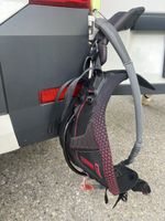 ION Apex Hüfttrapez schwarz rot Grösse S 28-31 Inch