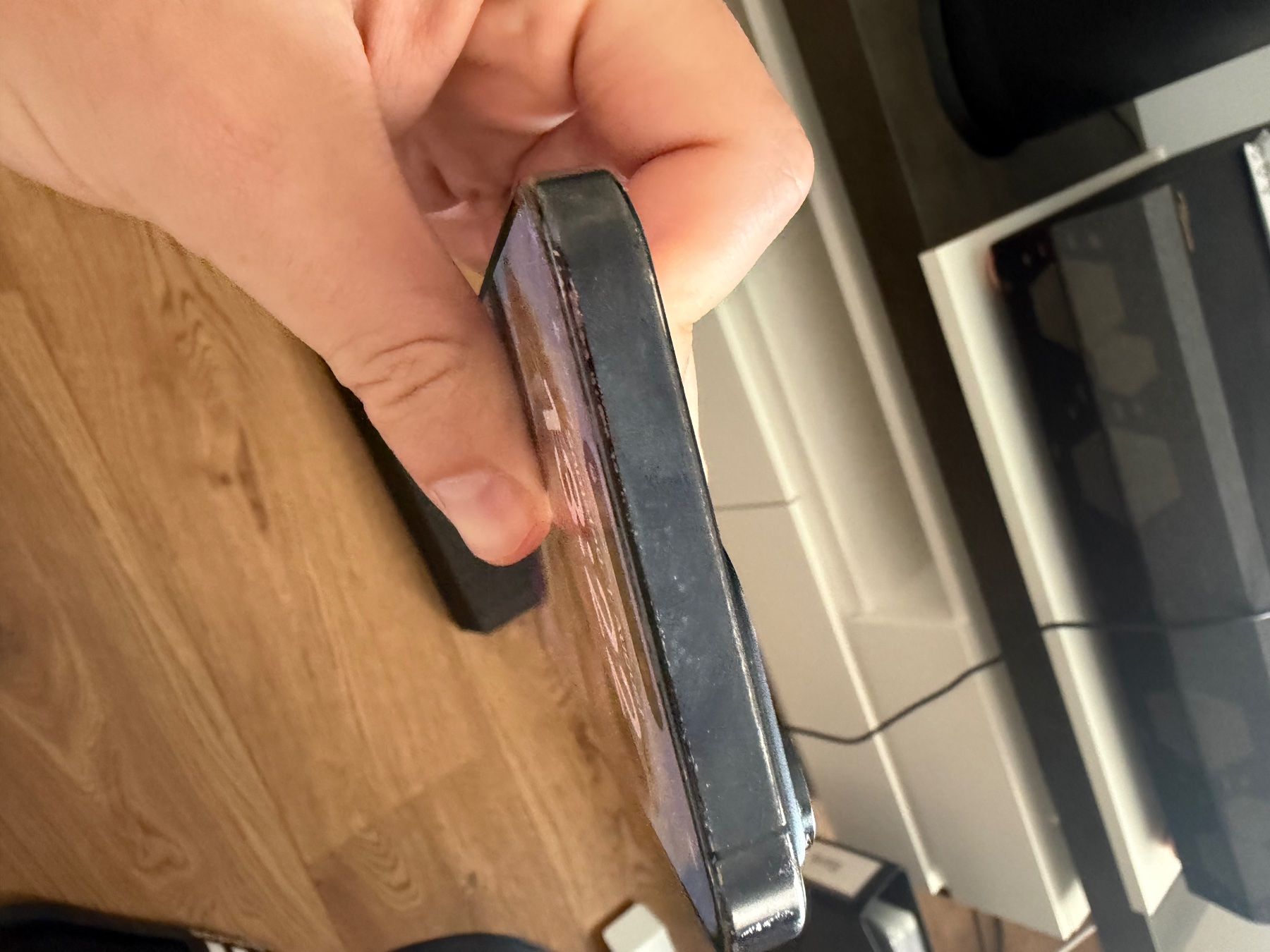 Apple Portables: Iphone 15 pro max – D'occasion à Safenwil par Lenzin123 2
