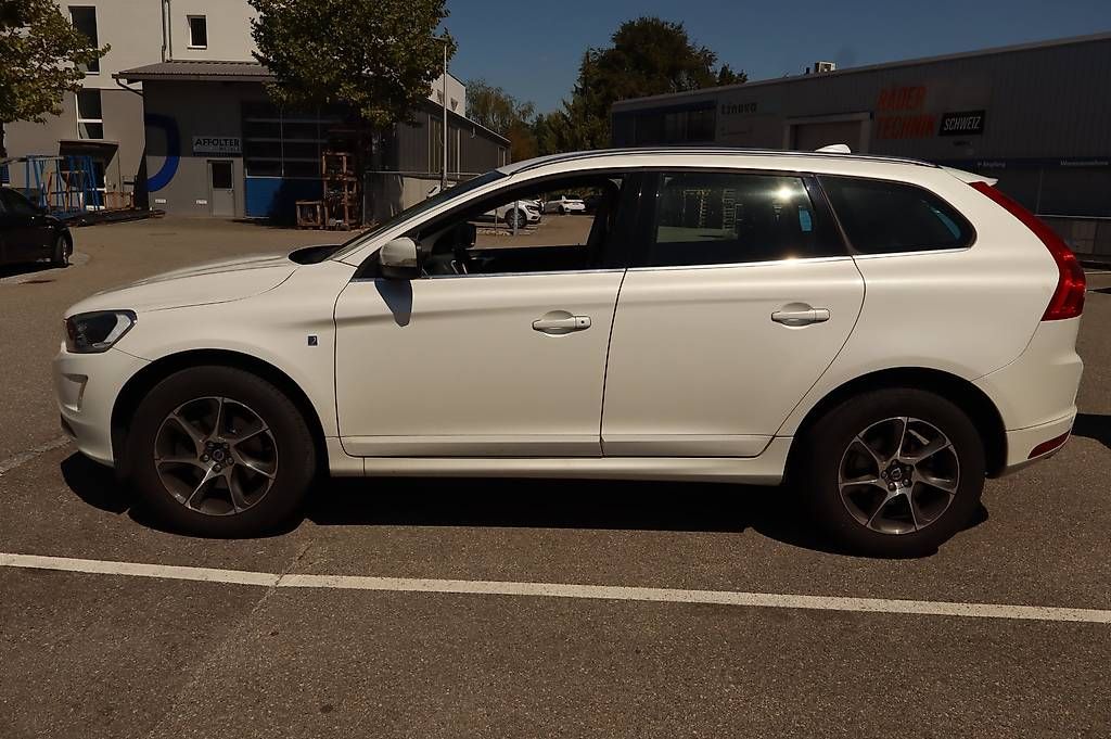 Autos: XC60 D5 AWD OceanRace – D'occasion à Derendingen par per_gwh9 2