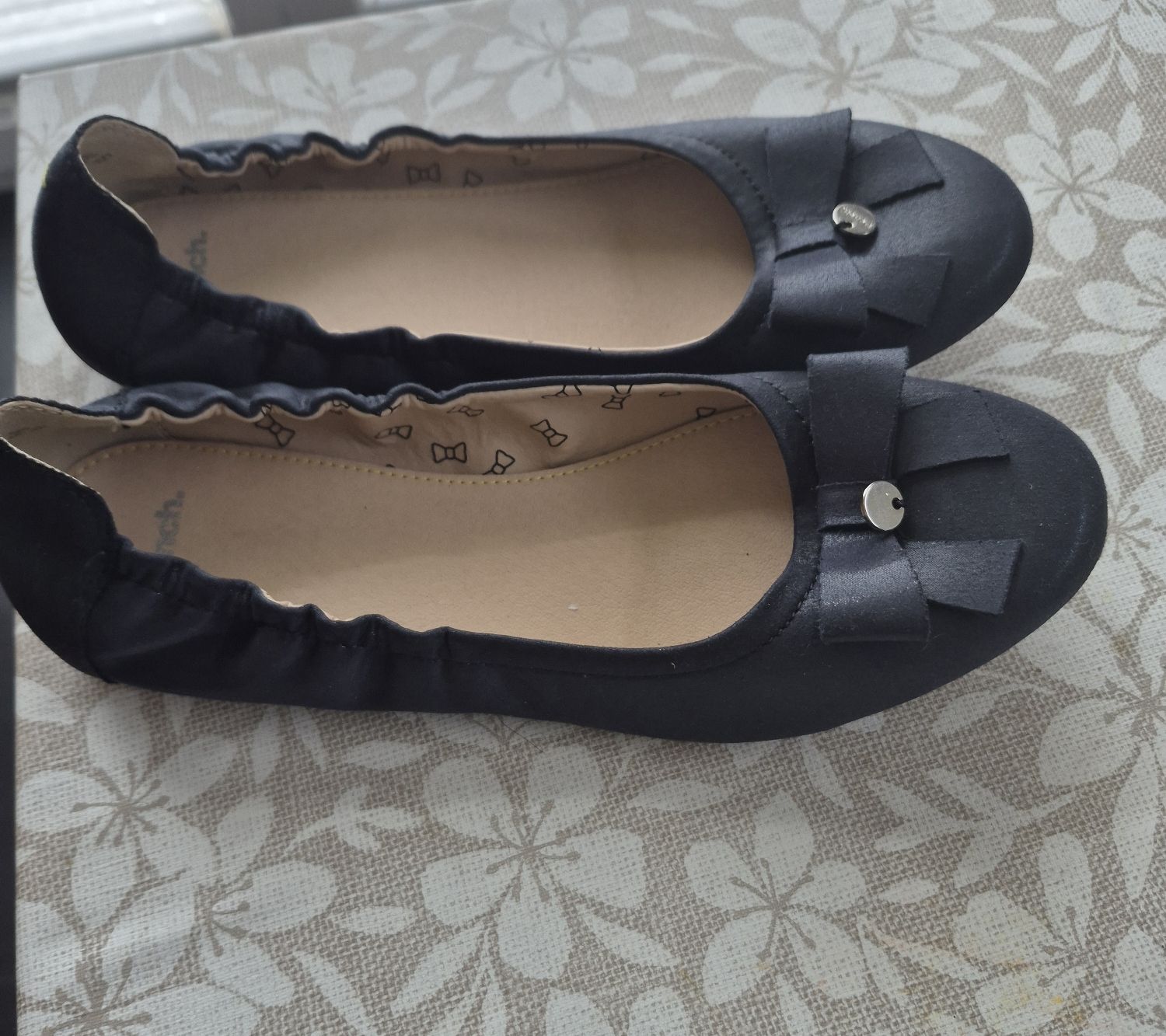 Bench Chaussures femmes: Ballerines Bench  – D'occasion à Collonges par cam_72xf 2