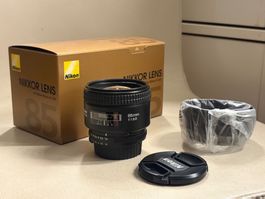 Nikon AF Nikkor 85mm f/1.8 D
