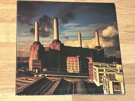 Pink Floyd. 1977. Animals