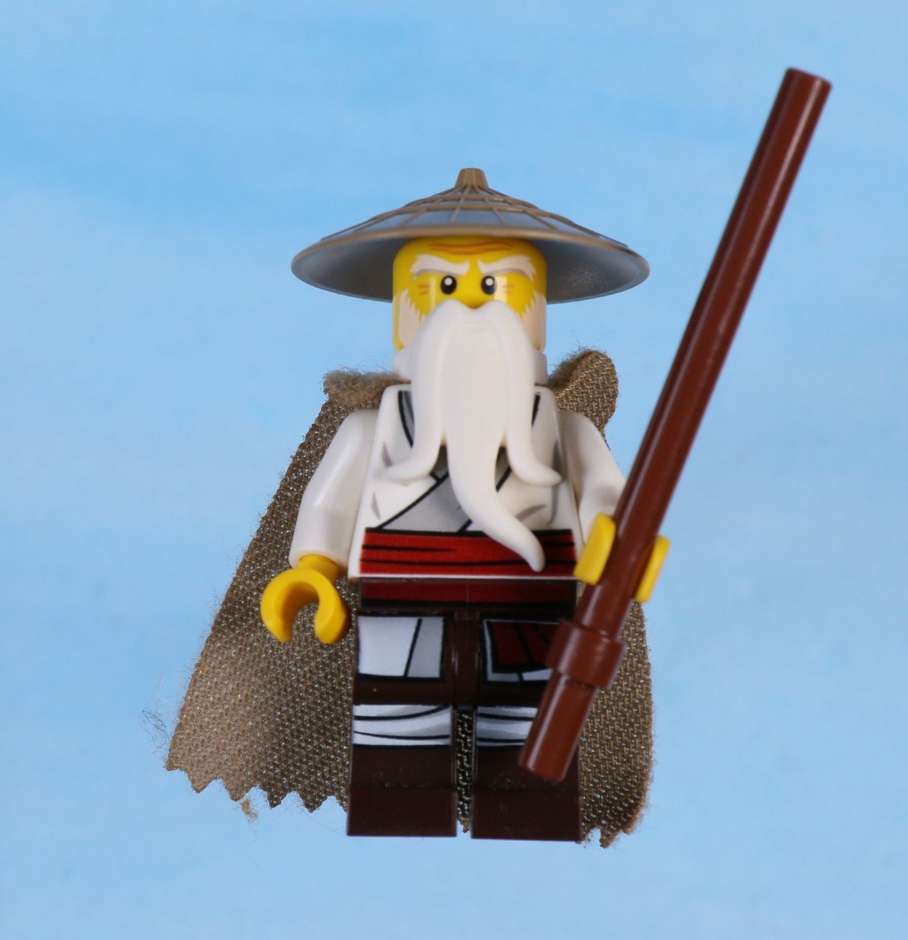 Lego Spielzeuge: LEGO Minifigur Wu Master, Fuzzy Cape – Gebraucht aus Hettlingen von Scholi99