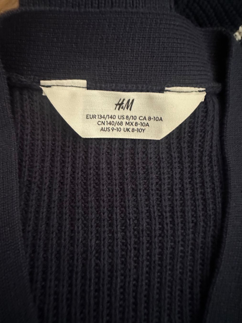 H&M Maglioni & Felpe: HM girl cardigans & sweater – Usato da Binningen venduto da mar_nz5s 2