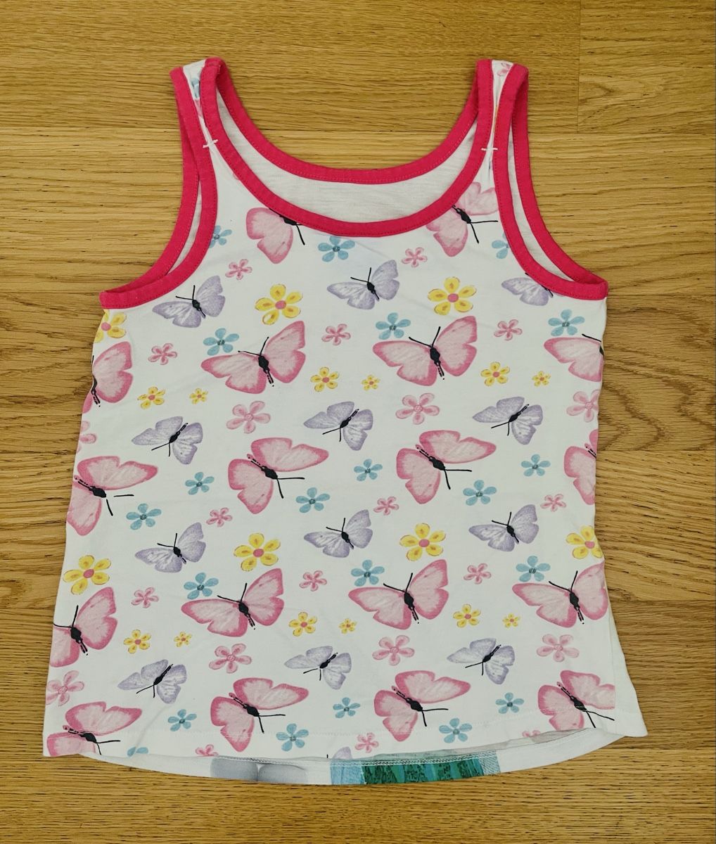 Blouses, T-shirts & Tops: Débardeur Taille 128 – D'occasion à Sion par FashionStore3