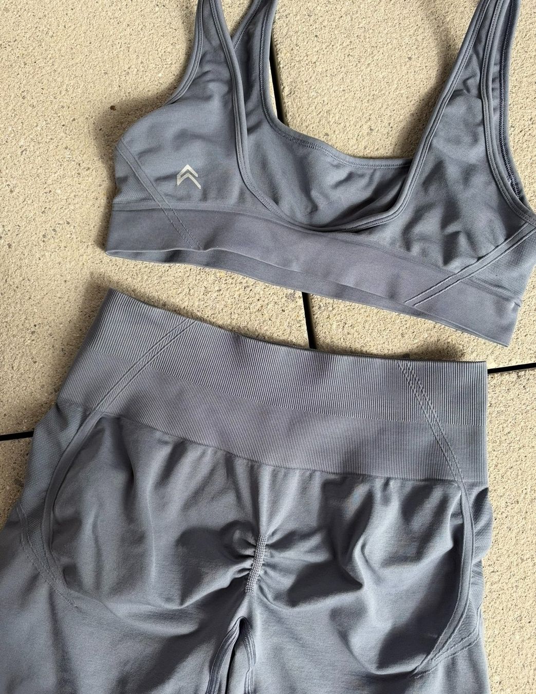 Oner Active Leggings: Ensemble Oner Active - Effortless – D'occasion à Nyon par noi_tf8q 4