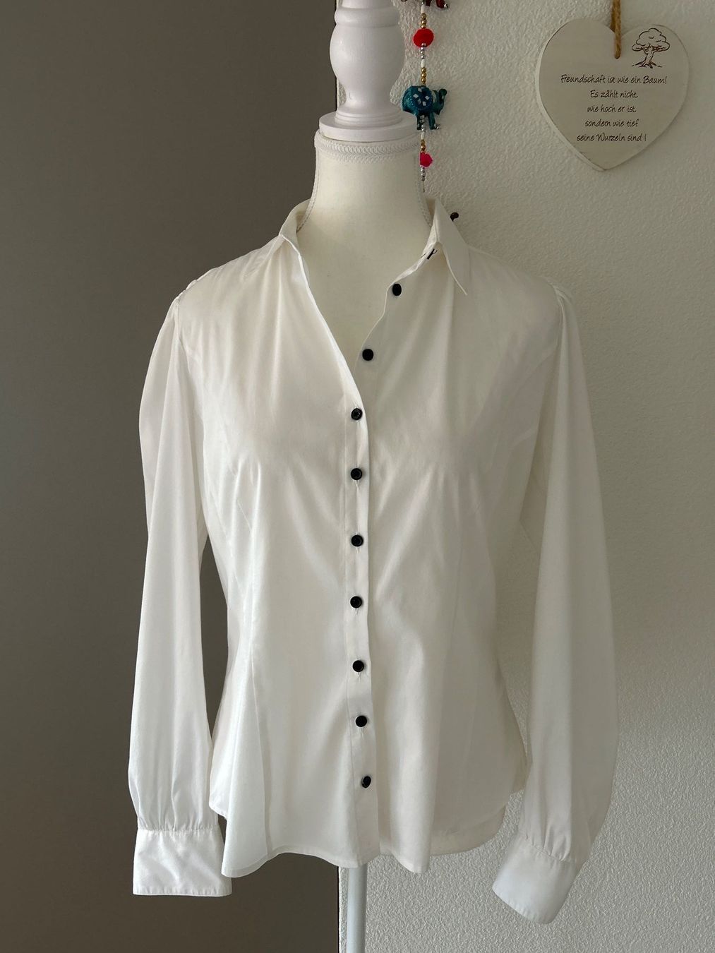 H&M Camicette: Langarmbluse weiss von H&M Gr. 40 – Usato da Brunnen venduto da Nala2929 1
