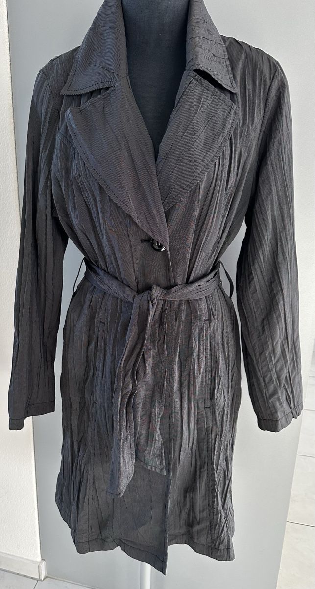 Cappotti: Steilmann Damen Kurzmantel, Gr. 40 – Nuovo (secondo la descrizione) da Münsingen venduto da Innchen