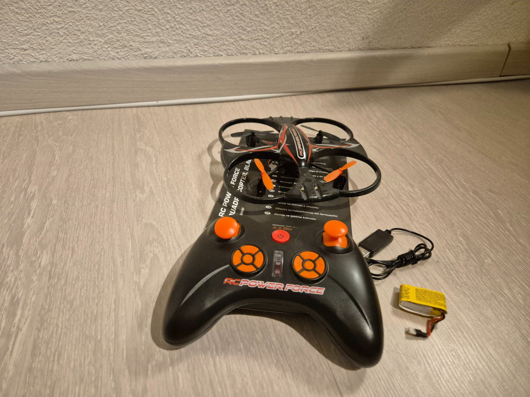 Carrera Modellismo RC: Carrera RC 2,4GHz Quadrocopter X2 – Usato da Gerlafingen venduto da Takuta 2