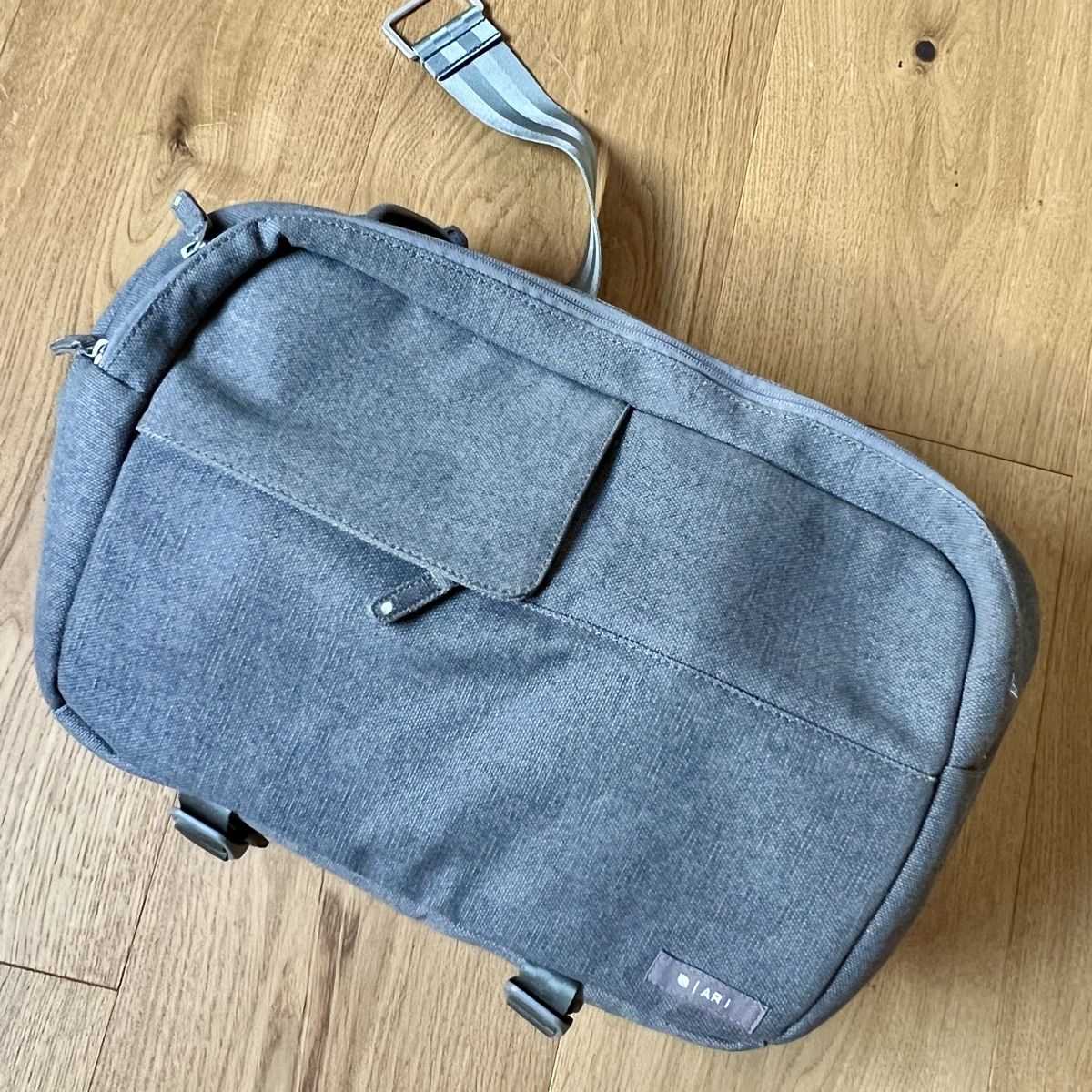 Incase Borse: Incase Sling Fototasche – Nuovo (secondo la descrizione) da Lütisburg venduto da mahee 6