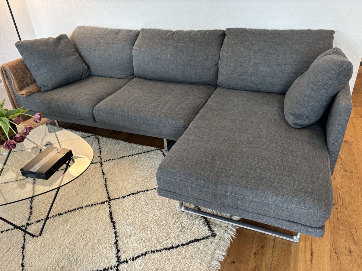 Cassina Divani: Cassina Designer-Sofa - Anthrazit, sehr gepflegt – Nuovo (secondo la descrizione) da Aarau venduto da banzinho 1
