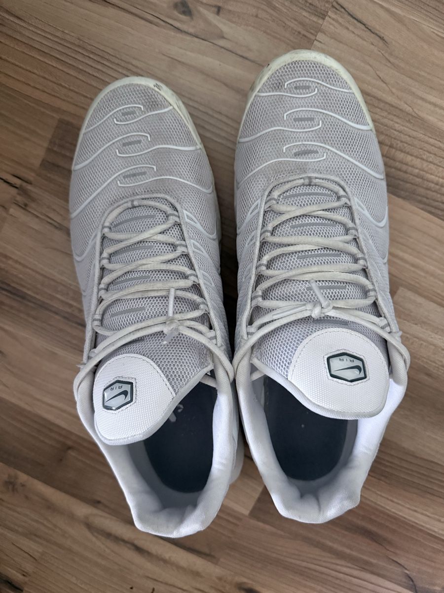 Nike Chaussures hommes: Nike TN  – D'occasion à Renan BE par Meh1983