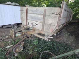 Kratzbodenwagen
