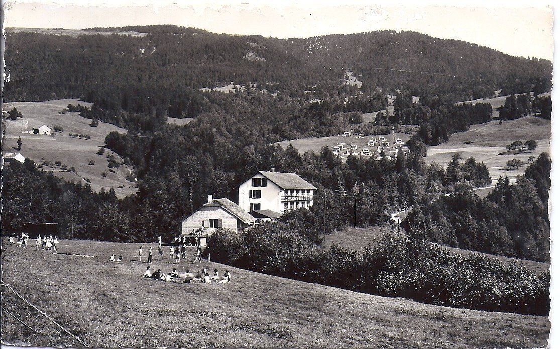Cartes postales: LA ROCHE, pro colonie et la Berra – D'occasion à Les Verrières par Scampi0