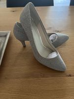 Neue Pumps 