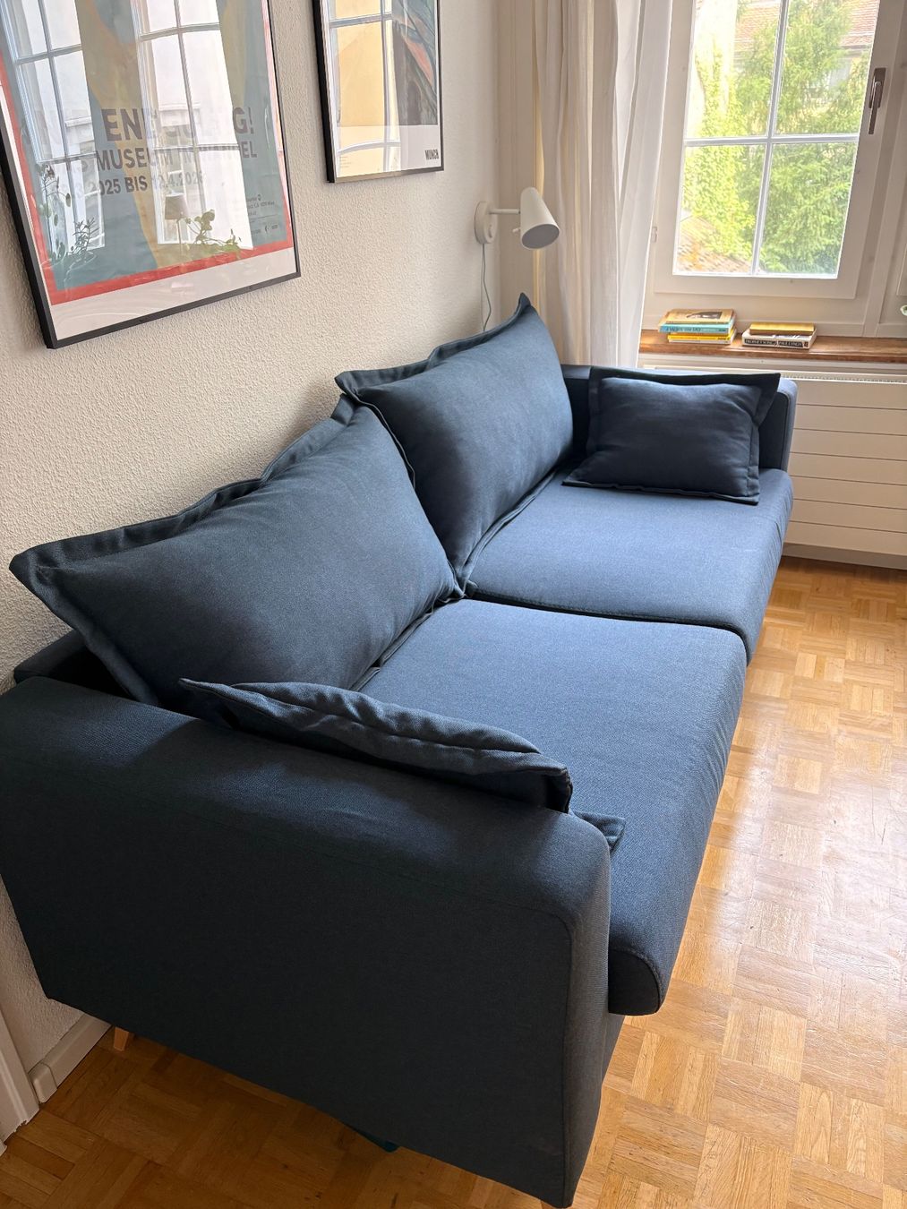 Micasa Divani: Dunkelblaues Sofa mit Holzfüssen – Usato da Zürich venduto da lau_wxy 2