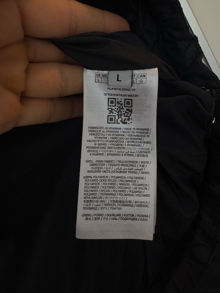Guess Giacche: Winterjacke Guess – Usato da Nänikon venduto da Amerika73 3