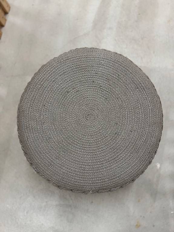 Sgabelli: Pouf / Sitzhocker gestrickt in Grau von Micasa – Usato da Kriens venduto da kambly19 3