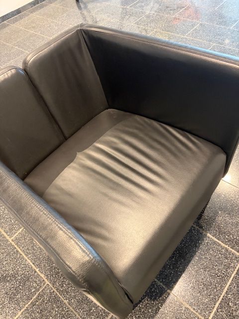 Ikea Poltrone: Ikea Sessel Ekerö schwarz – Usato da Bubikon venduto da Neuhus 1