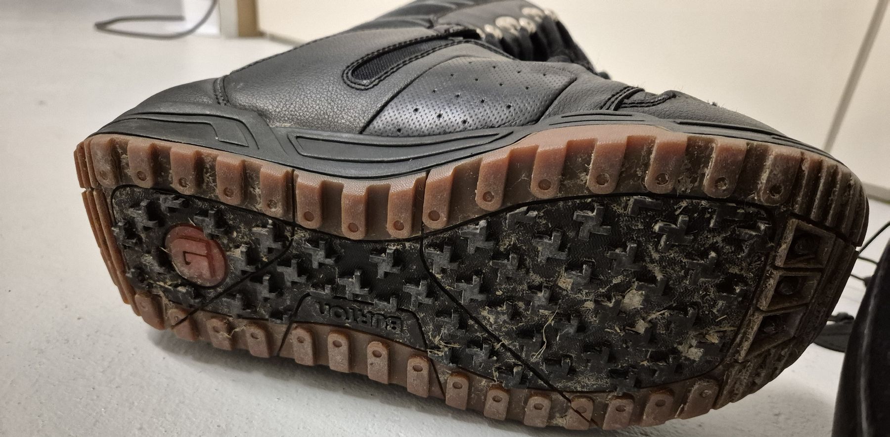 Burton Scarpe da uomo: Burton Snowboardschuhe Gr. 41,5 – Usato da Aeugst am Albis venduto da miizli 4