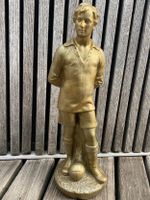 Grosse Skulptur Fussballer  42 cm, ca. 1925 signiert