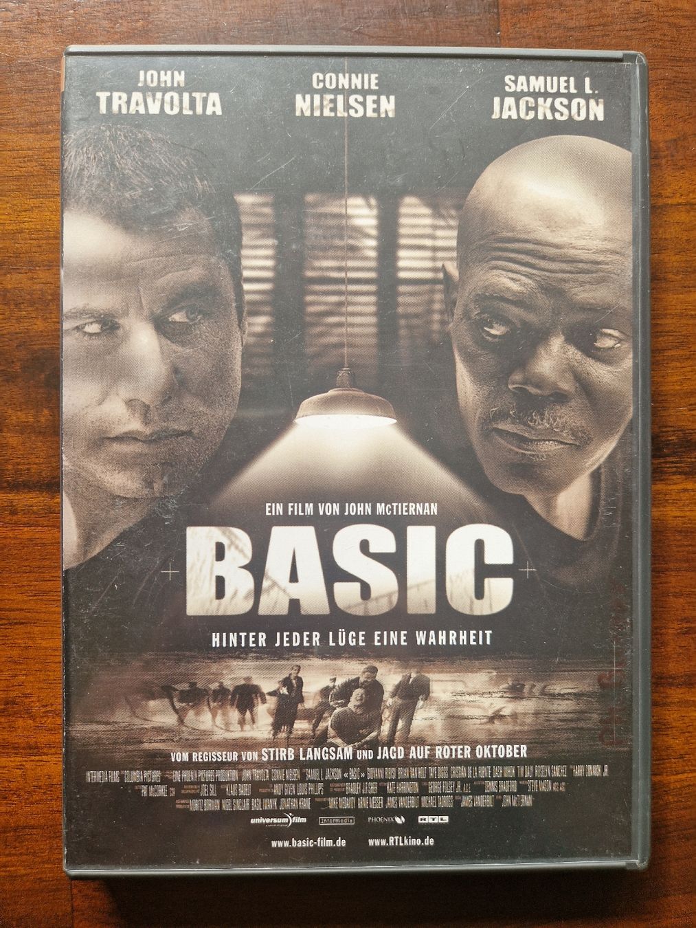 Tous les DVDs: DVD Basic – D'occasion à Emmenbrücke par alexa1983