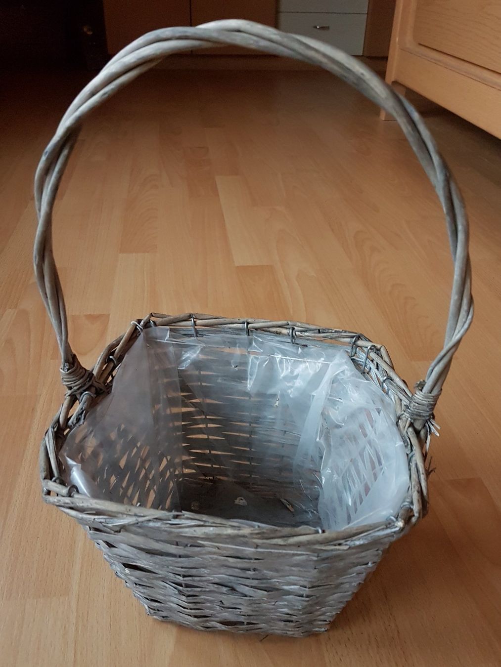 Vasi per fiori: 4 x BLUMENKÖRBE, BEPFLANZEN, GESTECKE – Usato da Sax venduto da prinzenrollen 2