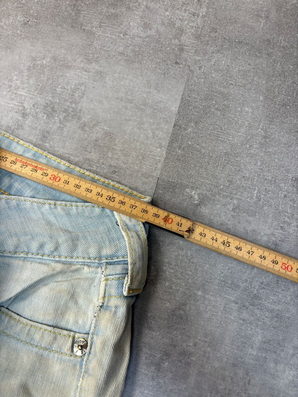 True Religion Jeans: Vintage True Religion Bootcut Flared Jeans - Grösse M/27 – Gebraucht aus Werdenberg von hase.vintage 7