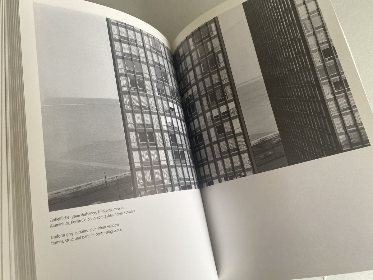 Libri: Mies van der Rohe by Werner Blaser - Architecture Book. – Usato da Zürich venduto da lesgarcons 3