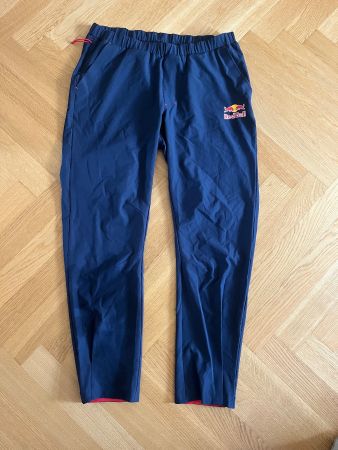 Original Red Bull Athletes Only Trainingshose L selten