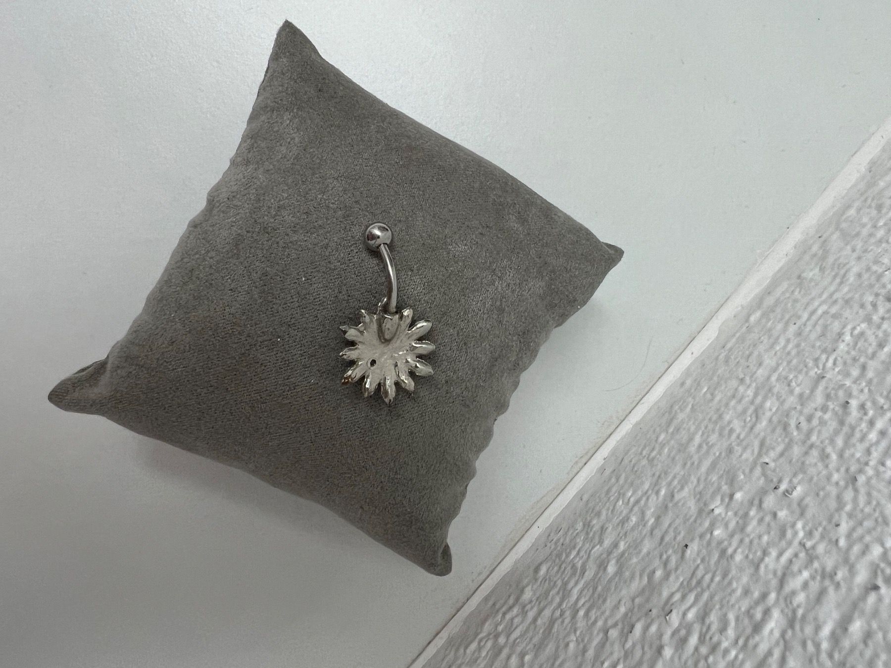 Gioielli per piercing: Bauchnabelpiercing königsblau ungetragen – Nuovo e nell'imballaggio originale da Jona venduto da n.ferrari 1