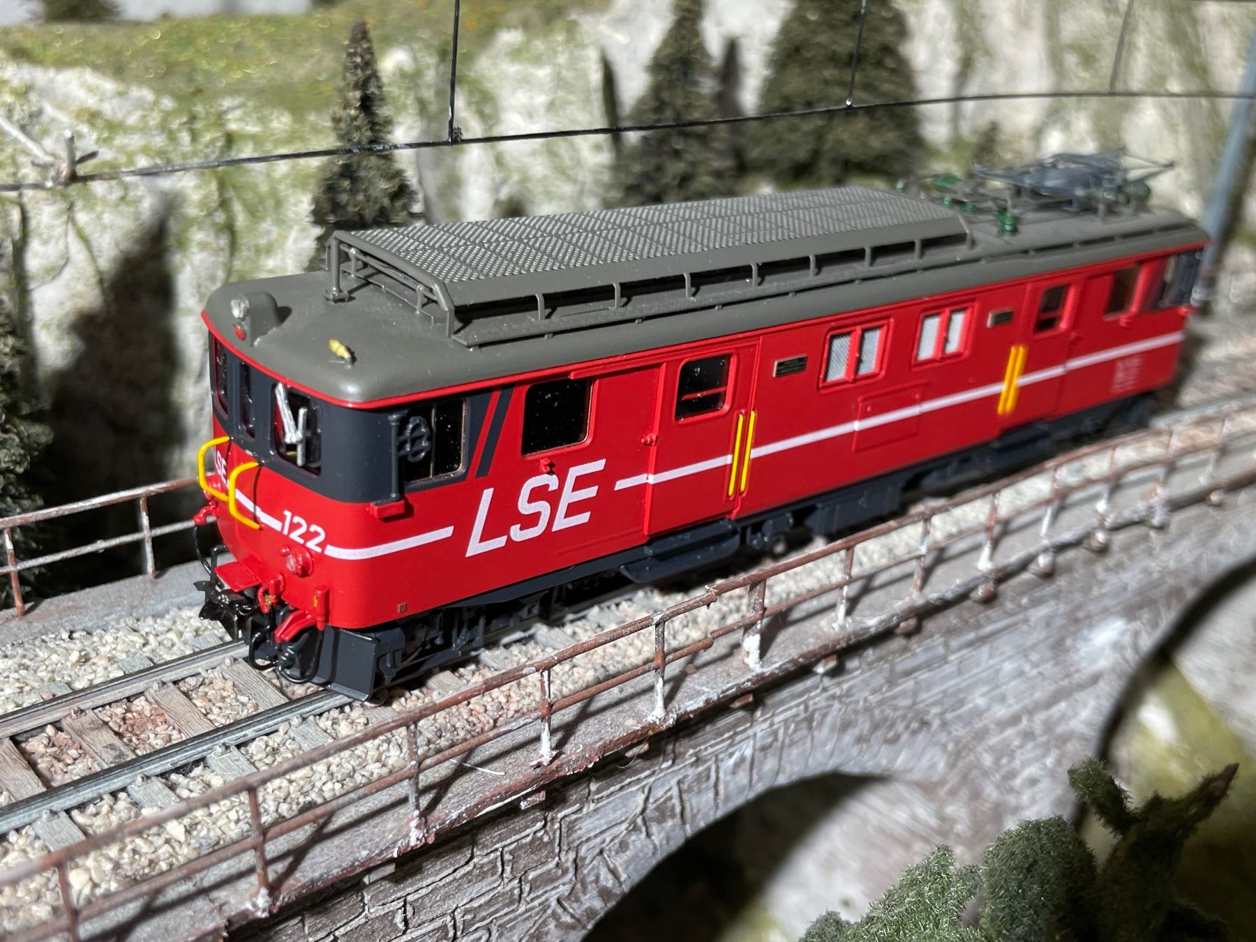 HRF Modellini di ferrovie: HRF Triebwagen der LSE 121 oder 122 – Usato da Krummenau venduto da ferrotech 3