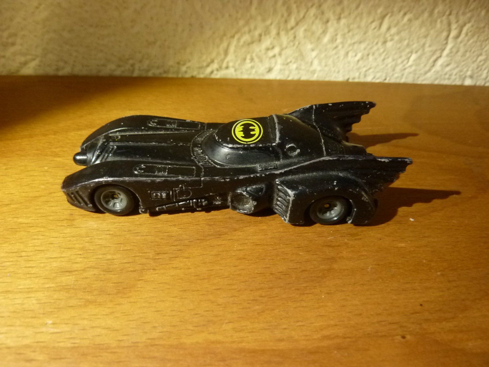 AMT/ERTL Modellautos: BATMAN Batmobile Die Cast Ertl & Dc Comics Inc. 1989 – Gebraucht aus Hochfelden von swissice 2