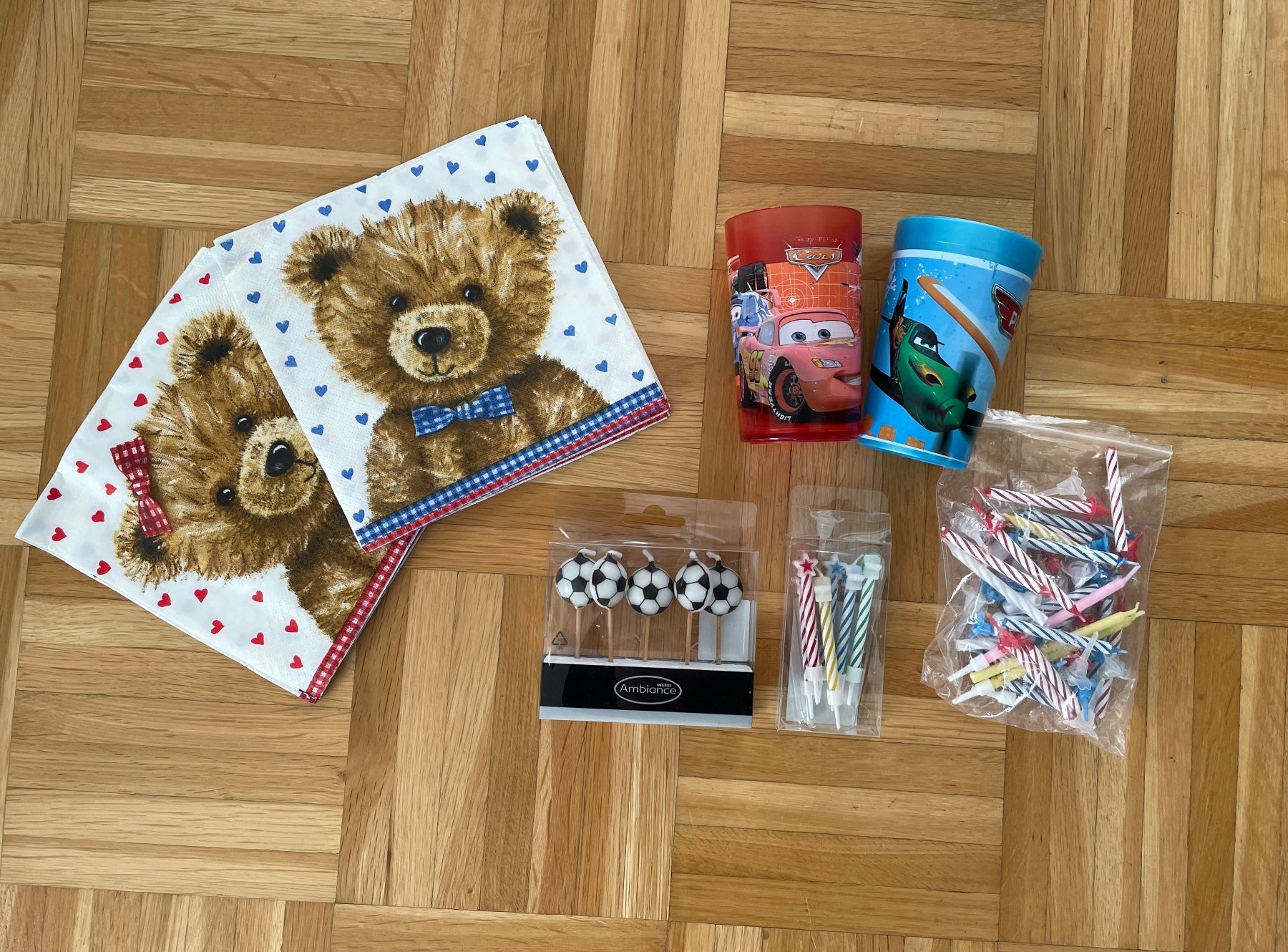 Tutte le decorazioni: Kindergeburtstag Set – Nuovo (secondo la descrizione) da Rüfenacht BE venduto da lavok 4