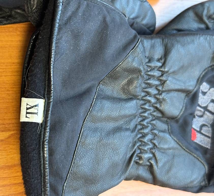 Guanti & manicotti: iXS Regenhandschuh – Usato da Hochfelden venduto da Q13 2