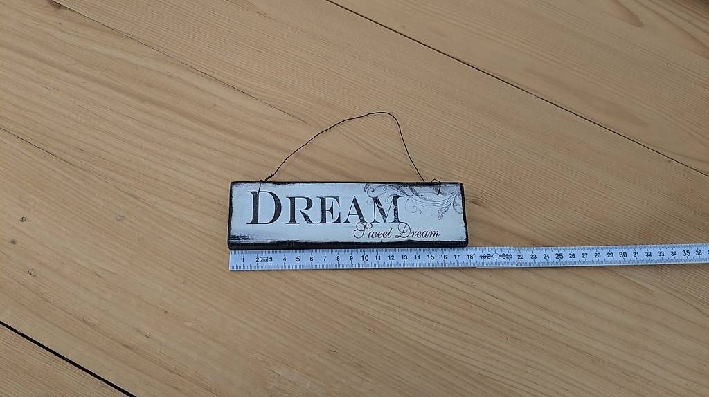 Alle Dekorationen: Schild "Dream Sweet Dream", 18x5x1.5 cm – Neu (gemäss Beschreibung) aus Bern von t4l4 1
